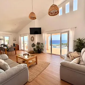  Villa Ona